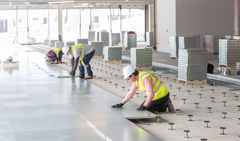 Çelik konsidiksiyon ile yükseltilmiş döşemeler